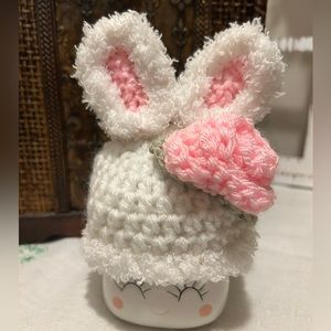 Easter themed Marshmallow mug hats.